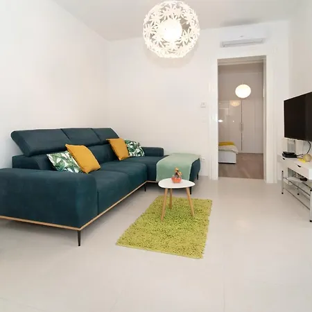 Four Modern Apartment'S At Antique Villa, Castropola 8, Pula, City Center Apartment Pula