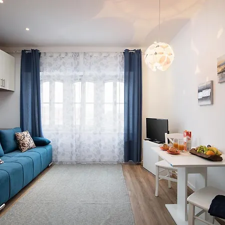 Apartment Four Modern Apartment'S At Antique Villa, Castropola 8, Pula, City Center